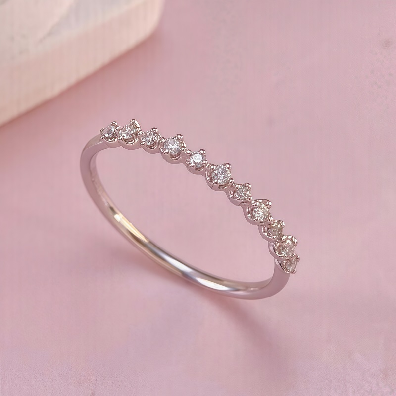 9K-Lab-Grown Diamond Ring
