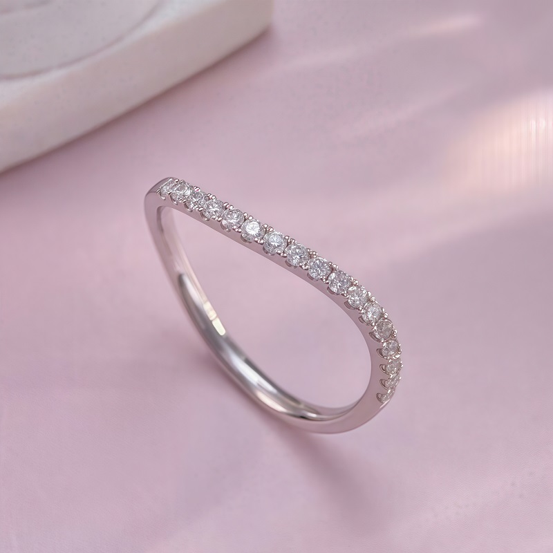 9K-Lab-Grown Diamond Ring