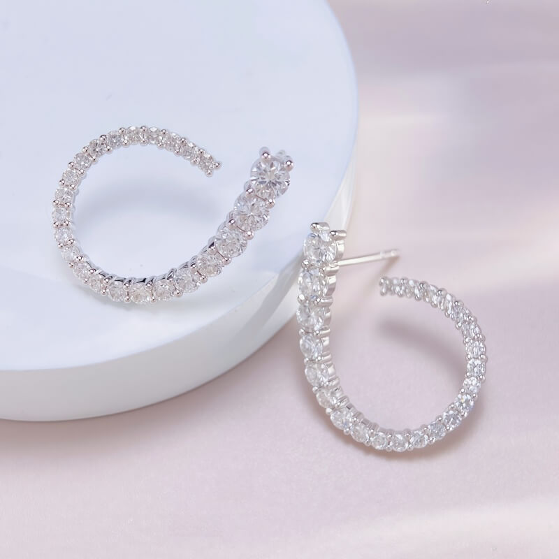 9K-Lab-Grown Diamond Earrings