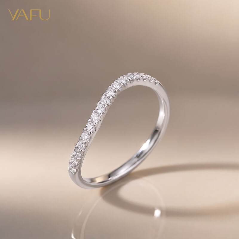 9K-Lab-Grown Diamond Ring