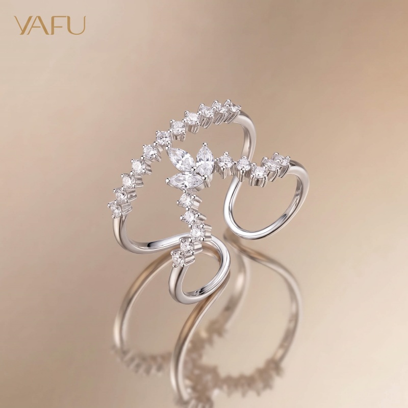 9K-Lab-Grown Diamond Ring